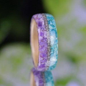 Bague "Bella" en Merisier Charoite Chrysocolle Paillettes de verre argent