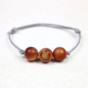 Bracelet en bois de Rose et fil gris