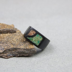 Chevalière en Ébène Calcite feu Chrysocole