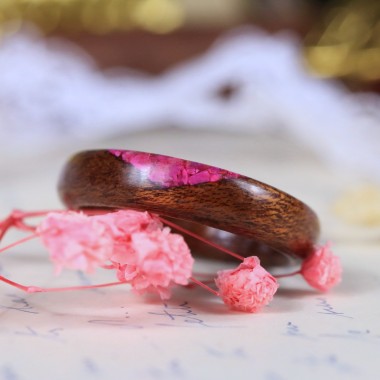 Bague ultra fine en Acajou et Agate slice rose