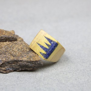 Chevalière en Erable sycomore Lapis lazuli